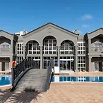 Otel Coral 4*