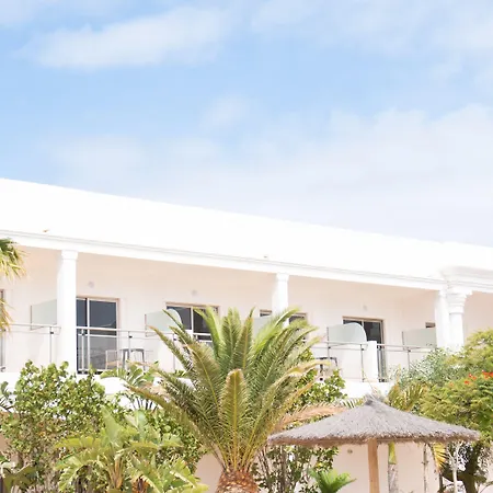 Coral Hotel 4*