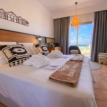 Coral 4*
